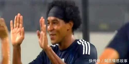 kaiyun-日本队教练压力巨大！，西亚卡姆遭遇五持续失利再创辉煌时刻(日本十大殿堂级歌手)