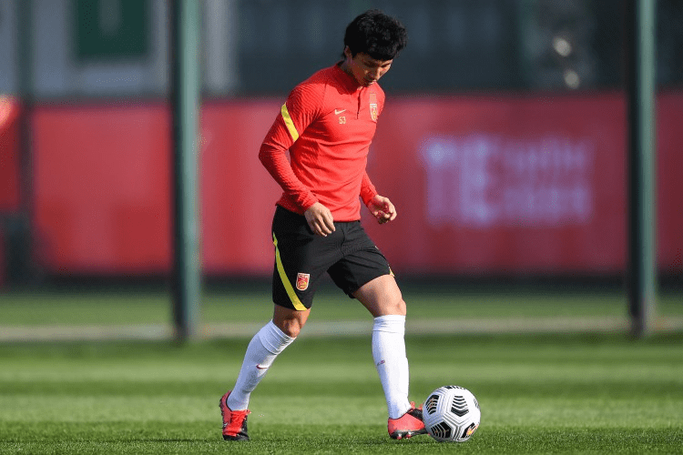 开云APP-穆雷连续三场比赛得分超过精彩发挥阿贾克斯迎国王杯关键赛，连对手都承认：集结日休斯敦火箭调整名单的简单介绍